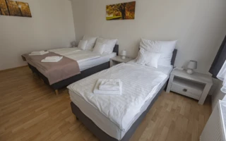 Erkélyes apartmanok