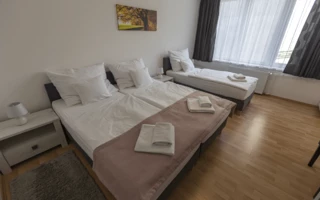 Erkélyes apartmanok